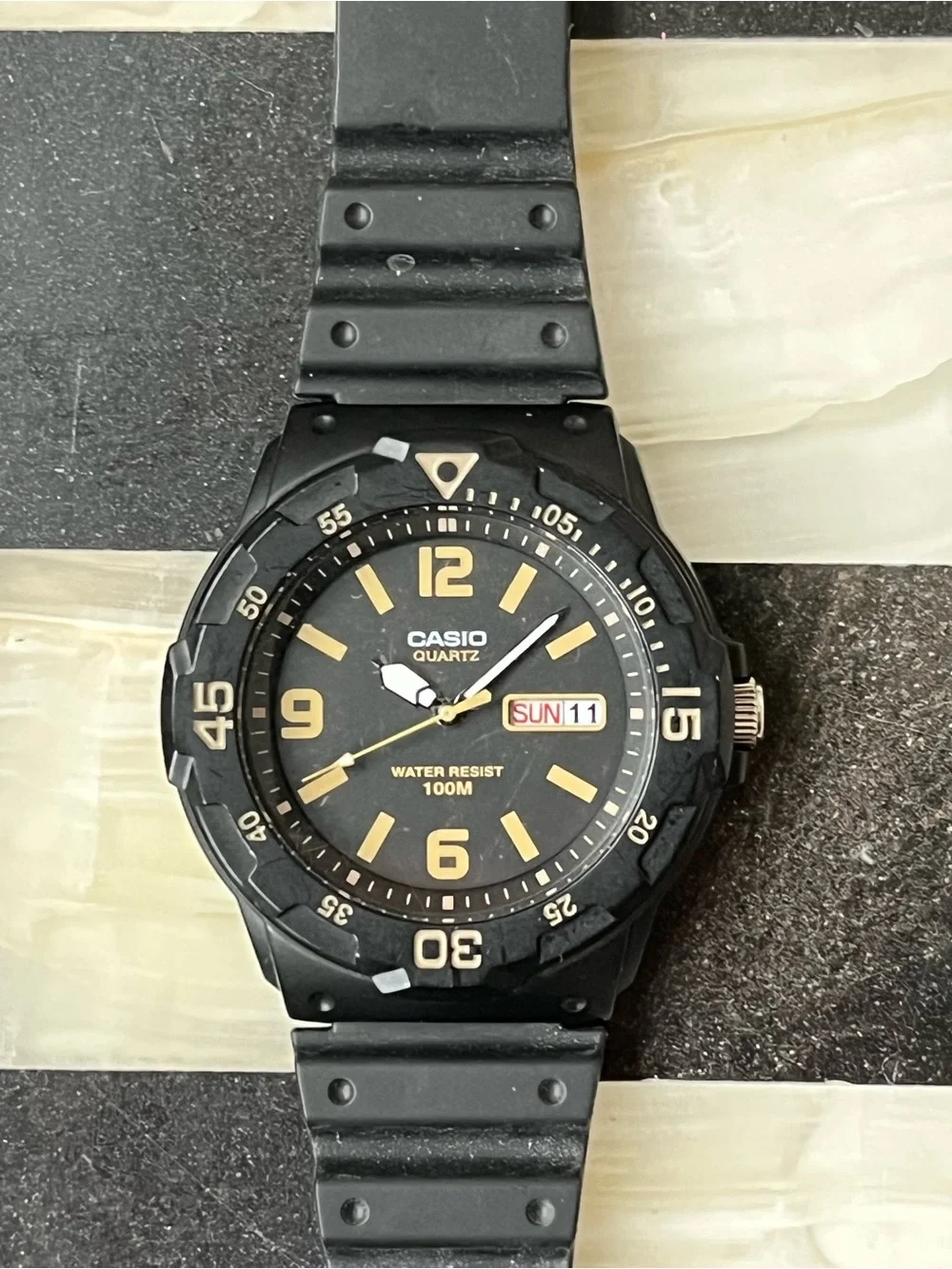 Casio Quartz Analog 100M Black Resin Strap Dress Men's Watch MRW-200H-1B2VDF